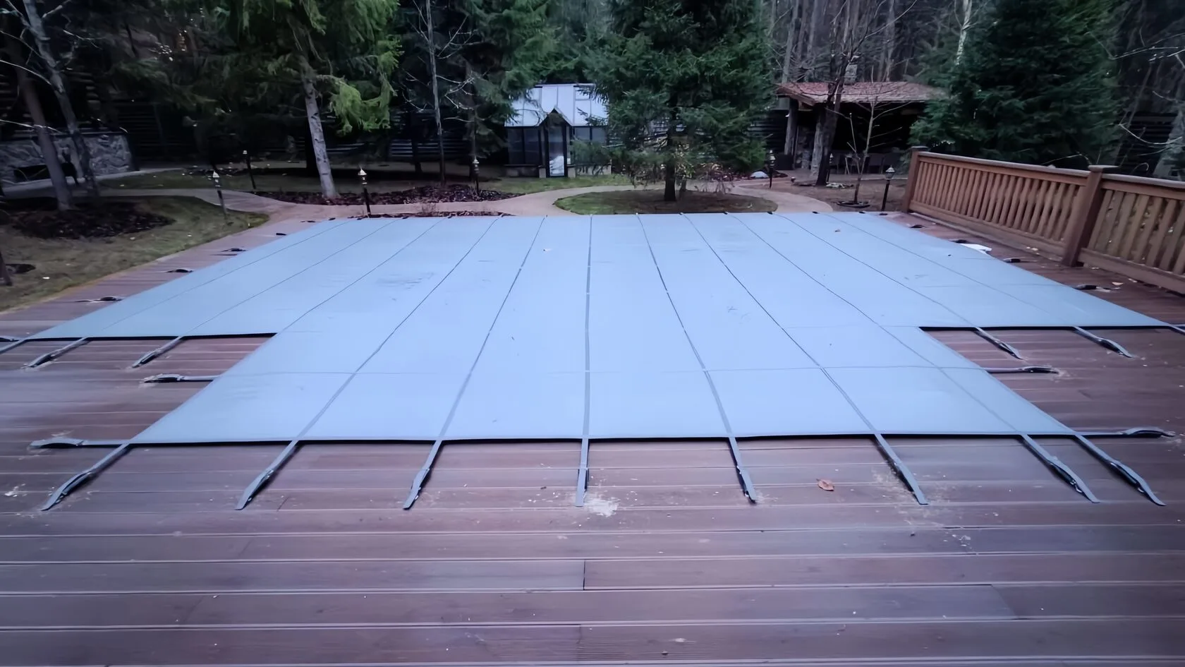 Покрывало для бассейна Laguna Cover Mesh в Пятигорске