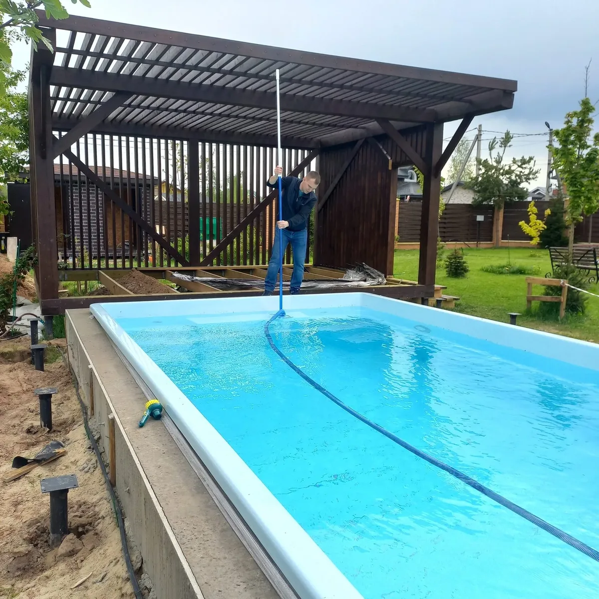 Копинговый бордюрный камень для бассейна Laguna в Пятигорске